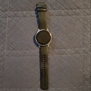 Garmin Vivoactive 4s Smartwatch